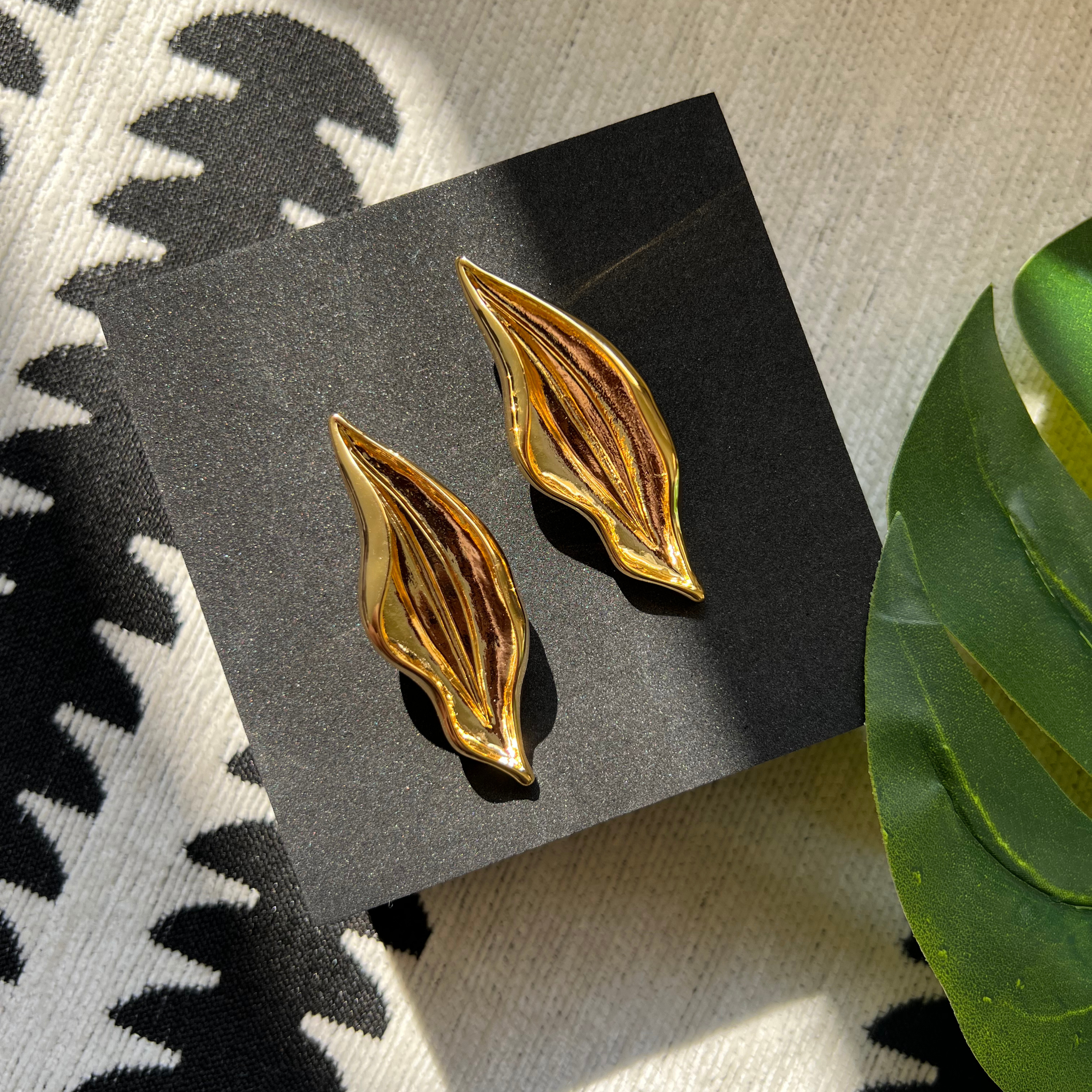 Leafy Elegance