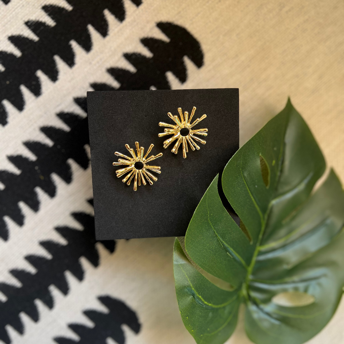 Lustre Bloom